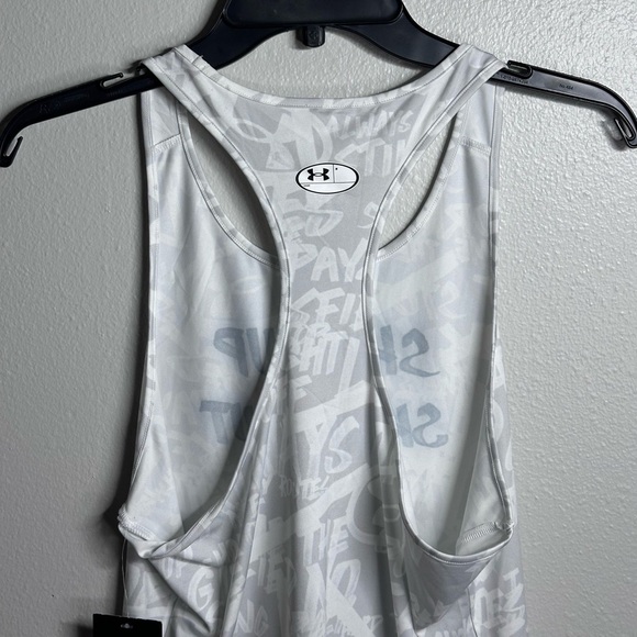 Under Armour Women Athletic Gray Tank Top Compression Show Up Show Out Size M. - Picture 8 of 10